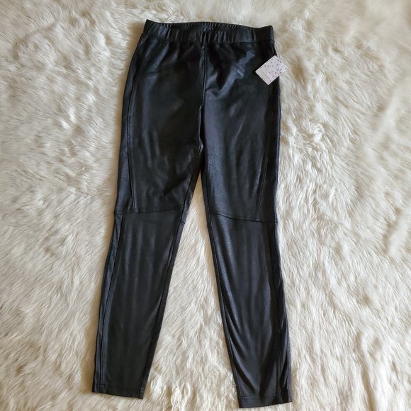 Free People Midnight NWT Vegan Faux Suede Black Leggings Size Small - Picture 6 of 16